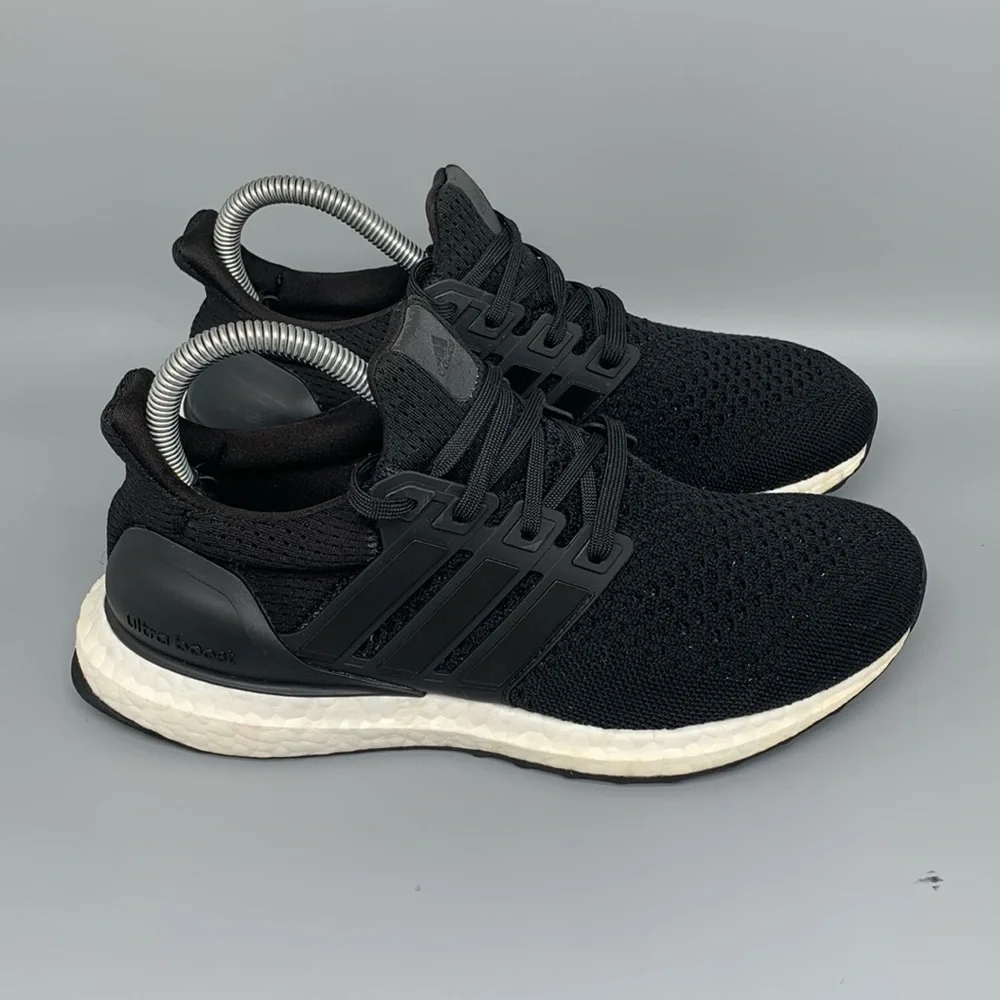 Adidas UltraBoost Black White Running Shoes Men's Sz 5.5 Women's Sz 6.5